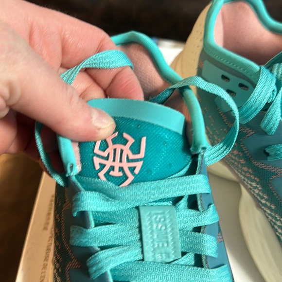 adidas Kids' D.O.N. Issue #4 Basketball Shoes: BLUE/OFF-WHITE: NEW IN BOX: SZ 7 - Picture 8 of 9